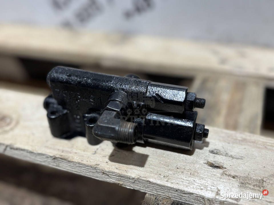 Rexroth 7986491 Zawór pompy sterującej Części i osprzęt rolniczy Jastrzębniki