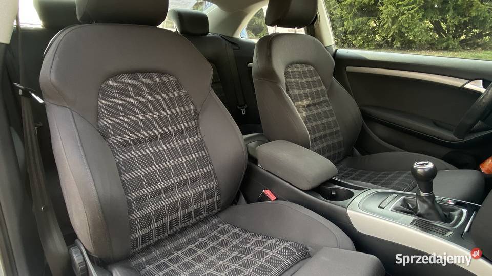 AUDI A5 Coupe 18 benzyna 2010 219 zadbane Przemyśl