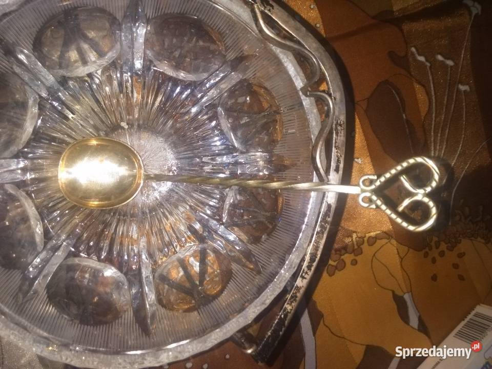 Srebrna puderniczka 764 gr830 prubaplus bonus śląskie Katowice