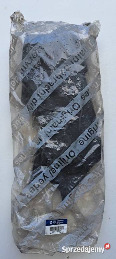 Obudowa osłona rozrządu 7739437 FIAT Punto osobowe Luzino