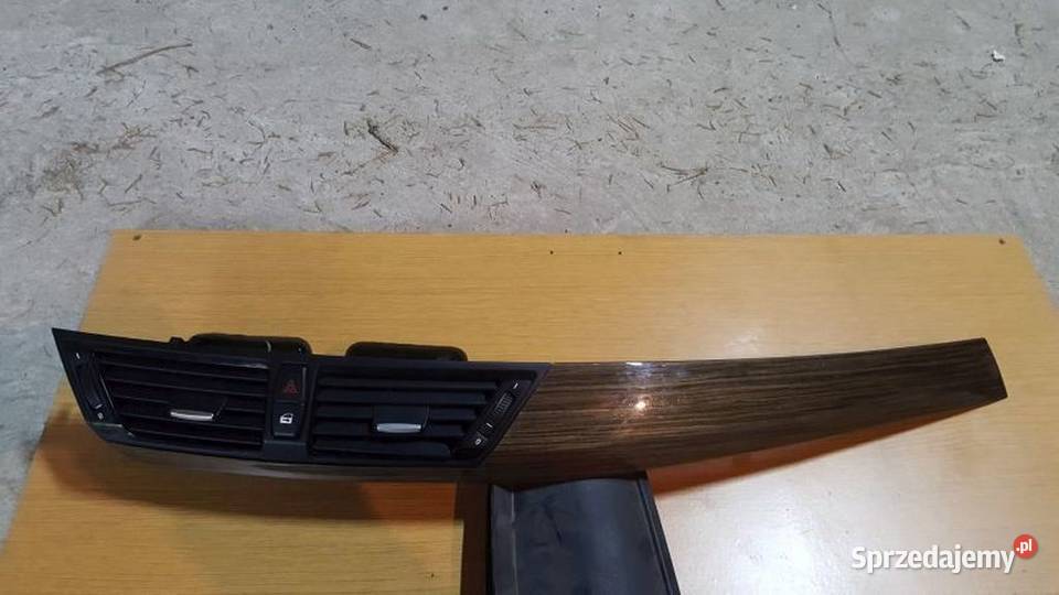 BMW X1 E84 kratka nawiewu srodkowa Tarnów sprzedam