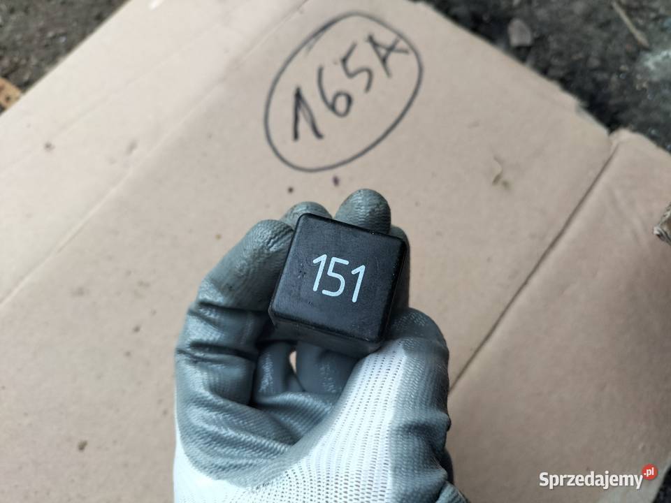 PRZEKAŹNIK AUDI VW 151 191945383 osobowe lubelskie Kamień-Kolonia