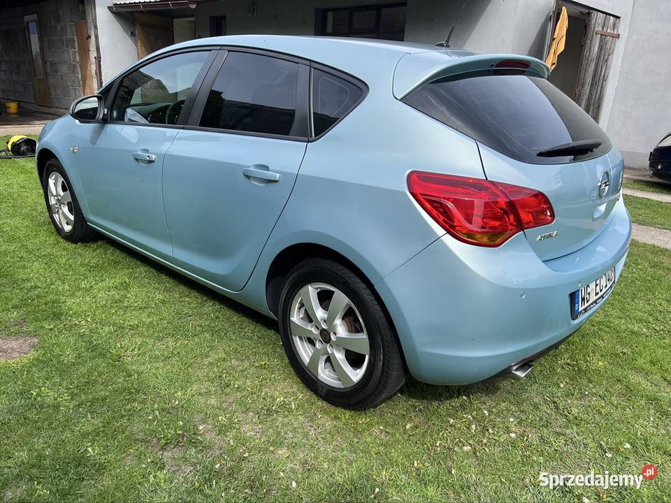 Opel Astra 14 benzyna turbo kurtyny powietrzne Wieruszów