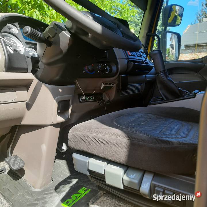 DAF LF55250 Kontener z windą 18 palet gotowy do sprzedam
