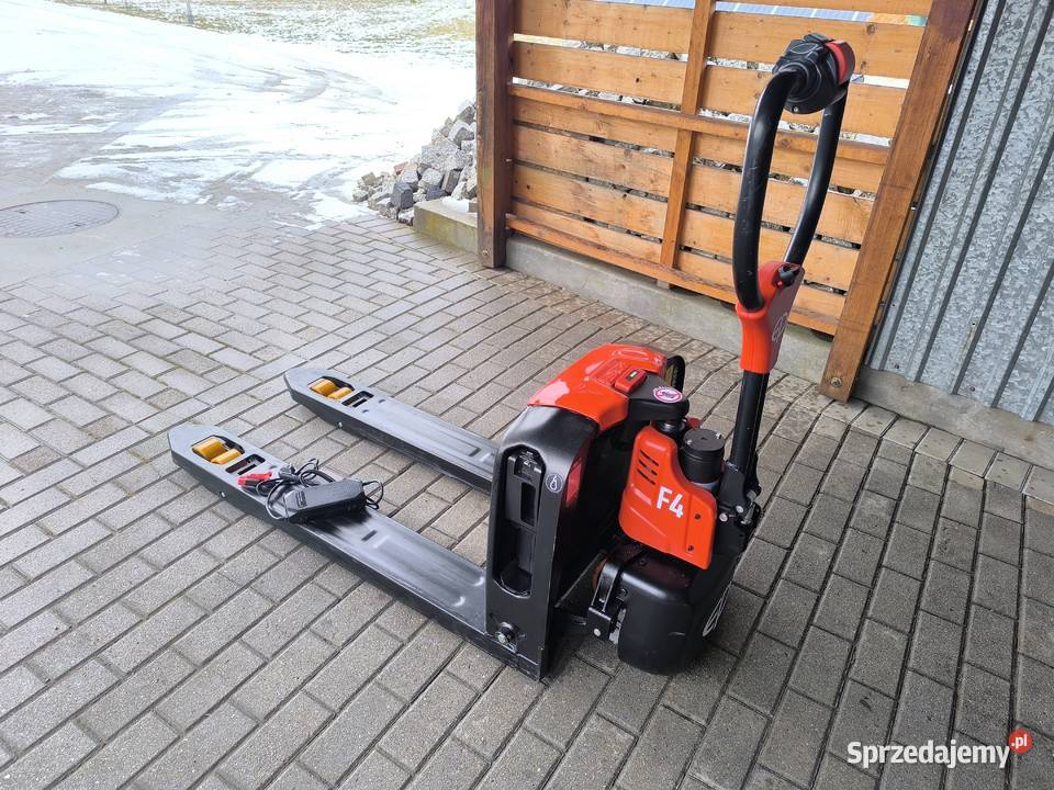 Paleciak elektryczny EP F4 wózek paletowy 1500