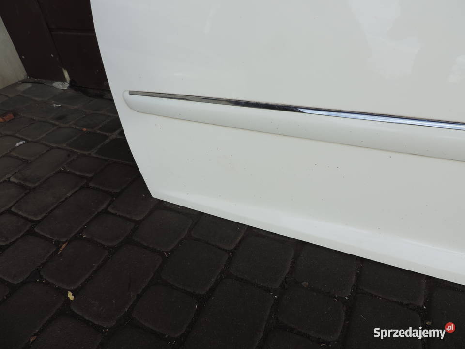 DRZWI LEWY PRZÓD PEUGEOT 207 FL 3D KOLOR EWPA Nowy Sącz