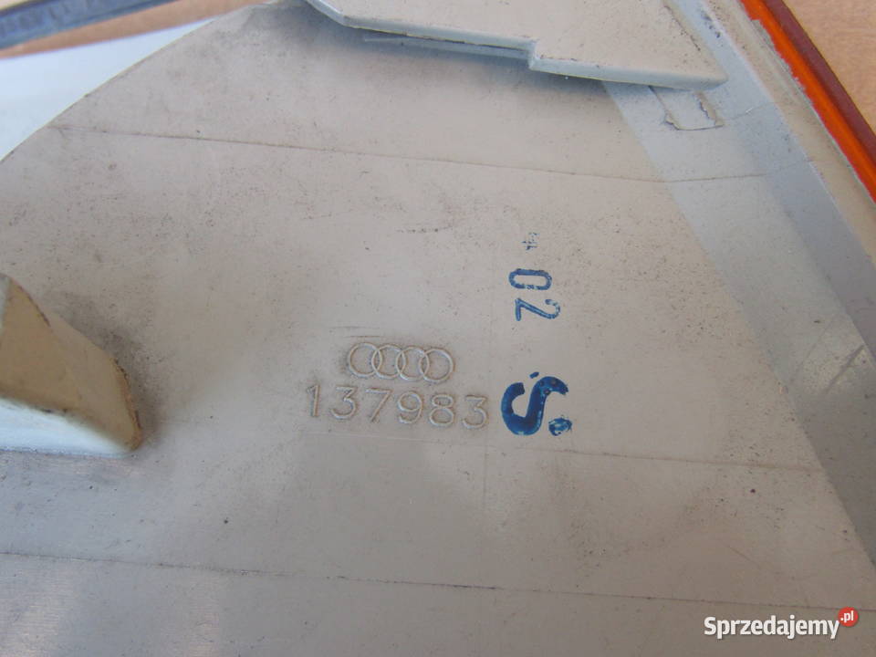 KIERUNKOWSKAZ LEWY AUDI 100 C4 137983 Mysłaków
