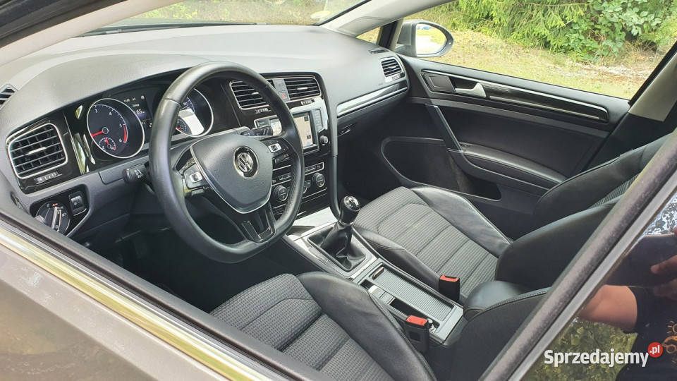 Volkswagen Golf 16 TDI Highline Navi Climatronic 1598cm3 świętokrzyskie Chmielnik