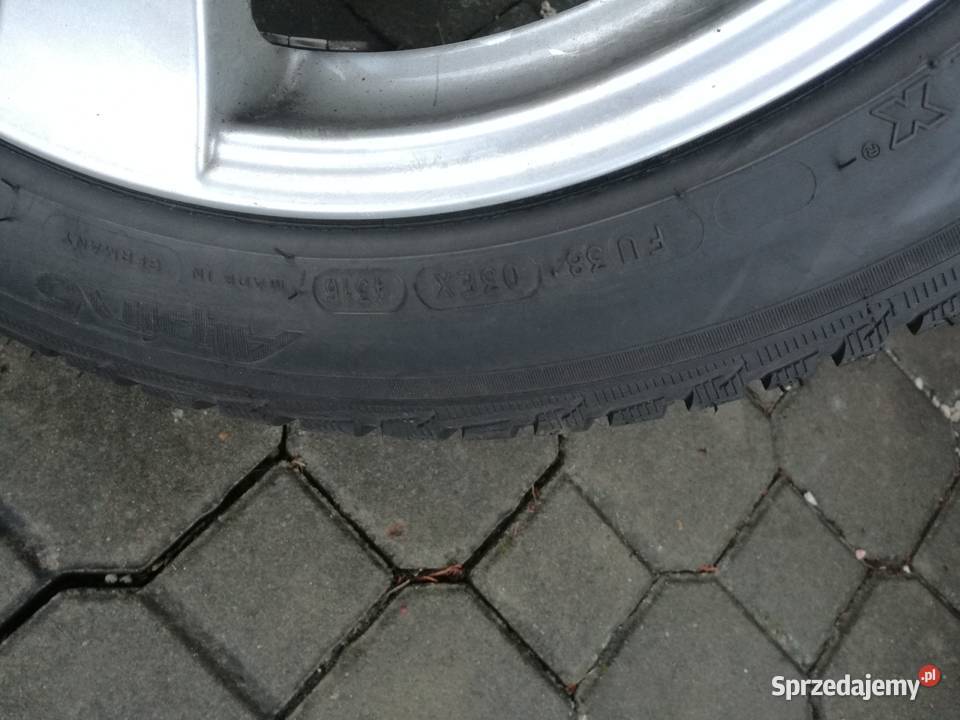 Felgi DEZENT 17 5x1143 et 45 Honda zimowki sprzedam