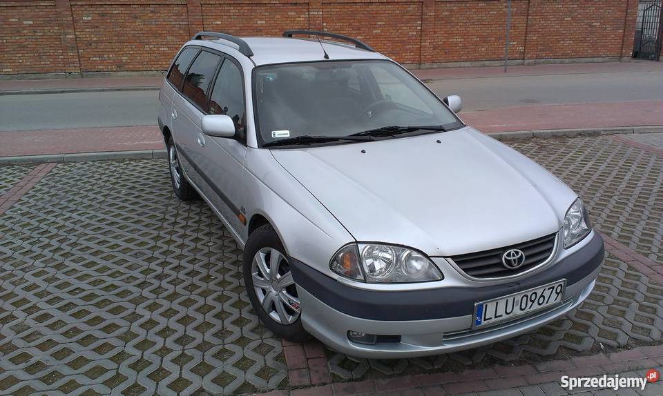 Toyota avensis i