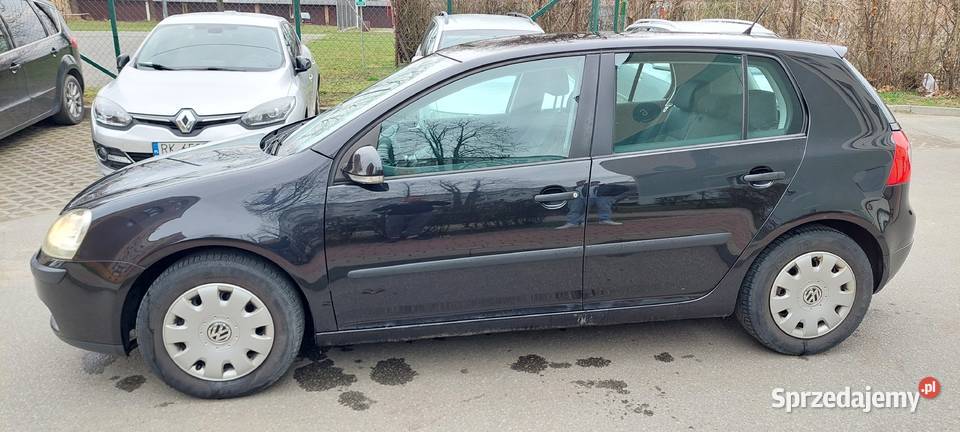 VW Golf 5 16 102 benzyna z LPG 5 drzwi HATCHBACK Krosno