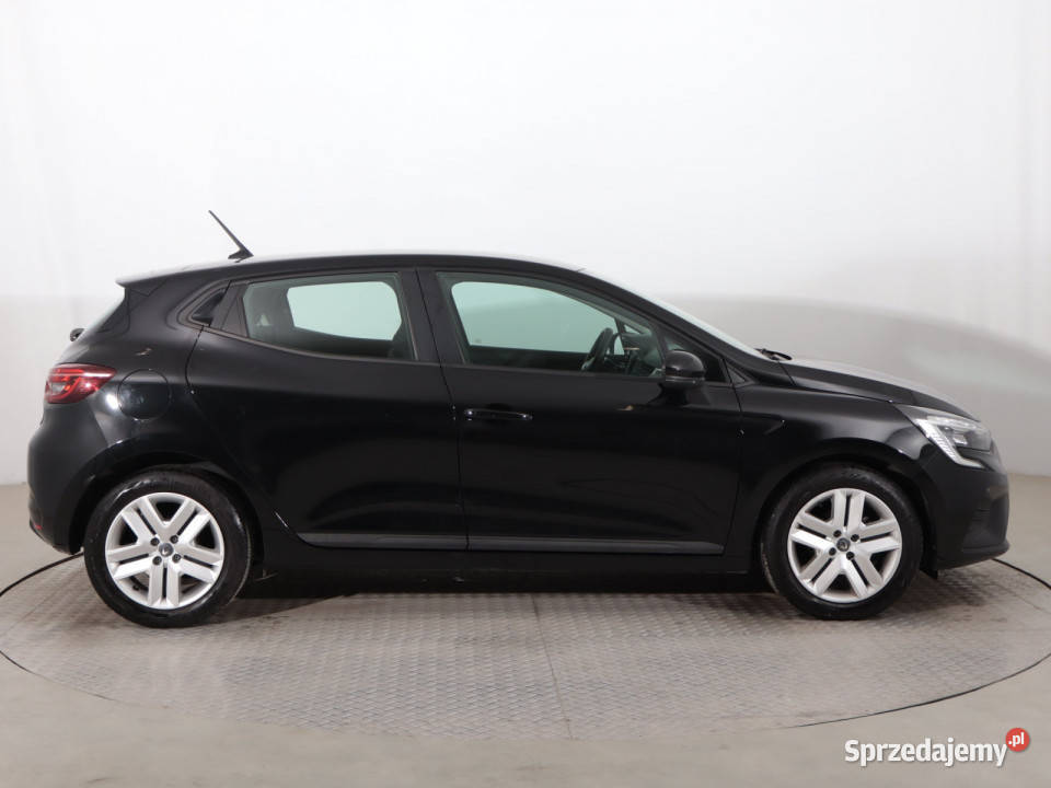 Renault Clio 10 TCe asystent pasa ruchu Bielany Wrocławskie