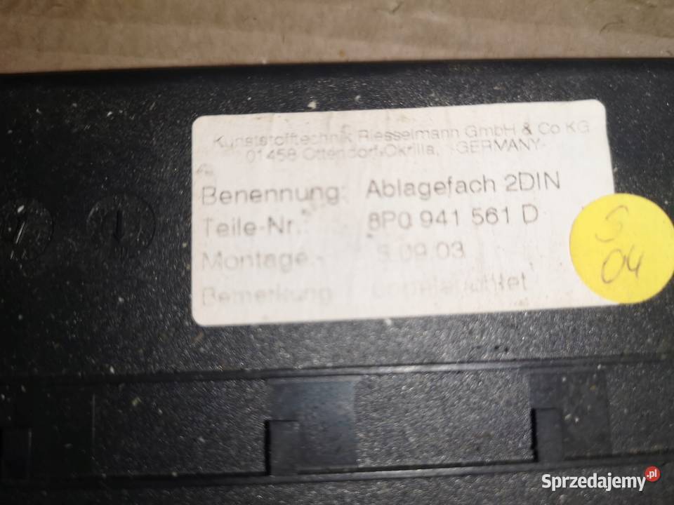 WIZYTOWNIK SZUFLADKA AUDI A3 LIFT 8P0941561D
