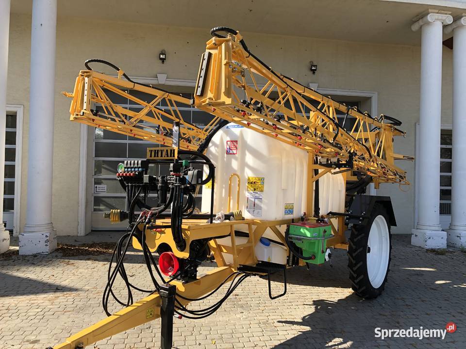 Opryskiwacze zaczepiane Boguslav Titan 3000l