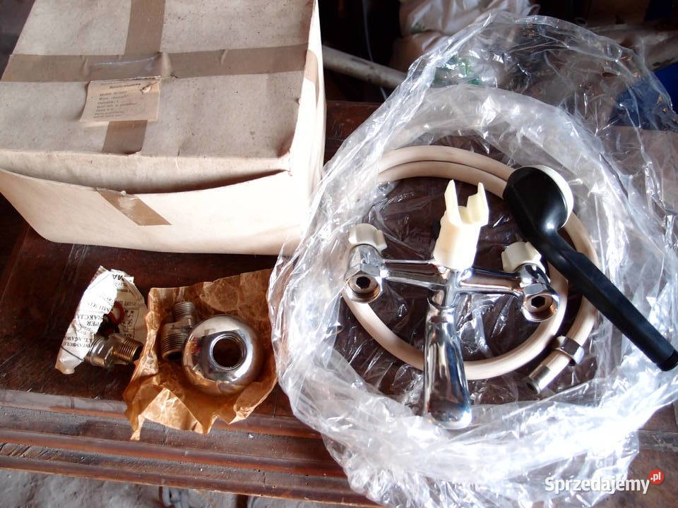 Bateria wannowa ścienna 12 15mm produkcja PRL