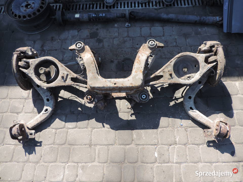 ZAWIESZENIE TYŁ BELKA SANKI TRAWERS BMW E36 Nowy Sącz