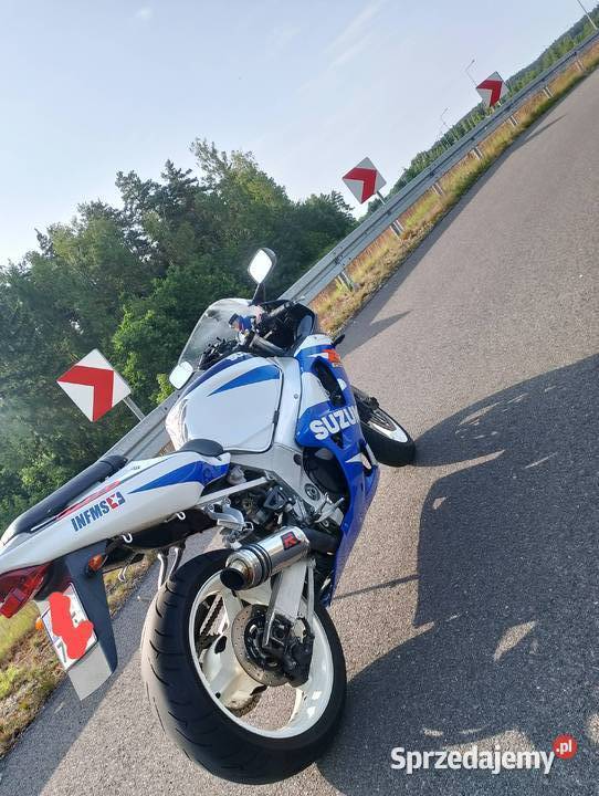 Suzuki GSX R600 K1 nieuszkodzony Nidzica