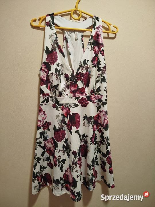 Elegancka sukienka na lato rozmiar 4042 Biecz