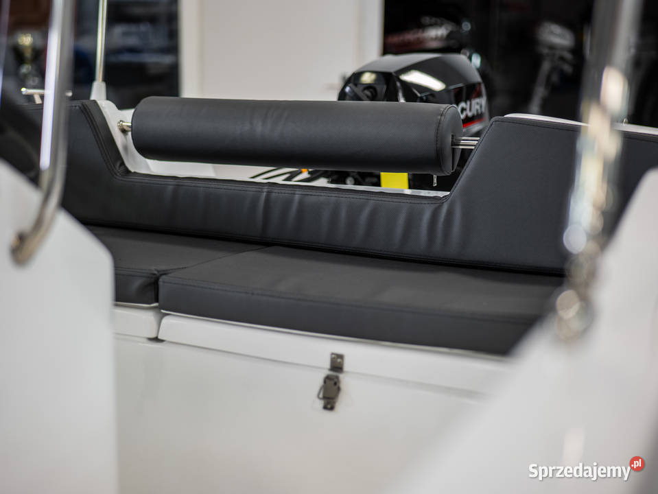 ŁÓDZ MOTOROWA TRIDENT 480 SUNDECK OPEN NOWA