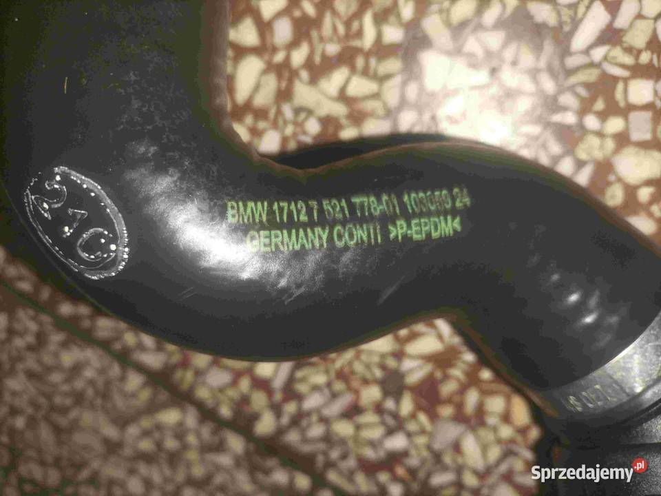 Dolny wąż powrotny chłodnicy BMW E60 E61 523i osobowe Poręba