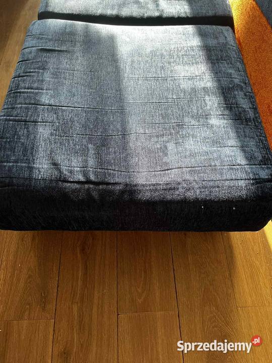 Sprzedam używane łóżko samochód