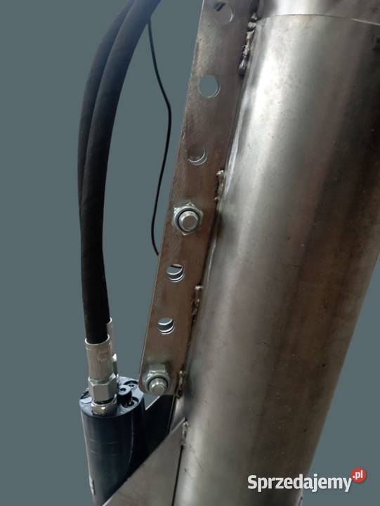 Piaskarka Posypywarka Solarka do piasku 2 m3 Żmigród sprzedam