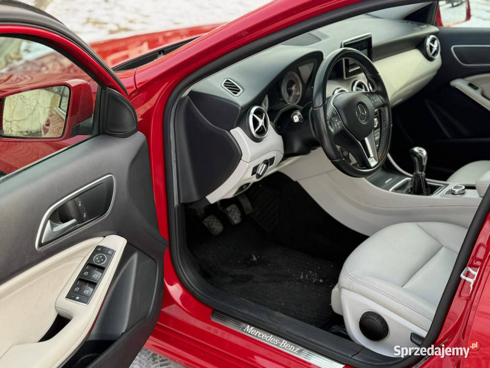 Mercedes A 200 A 200 CDI W176 2012 śląskie