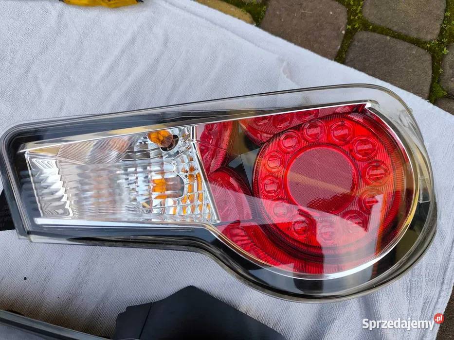 Lampy Tył OEM GT86BRZFRS 2012r Lampy tylne śląskie Gliwice