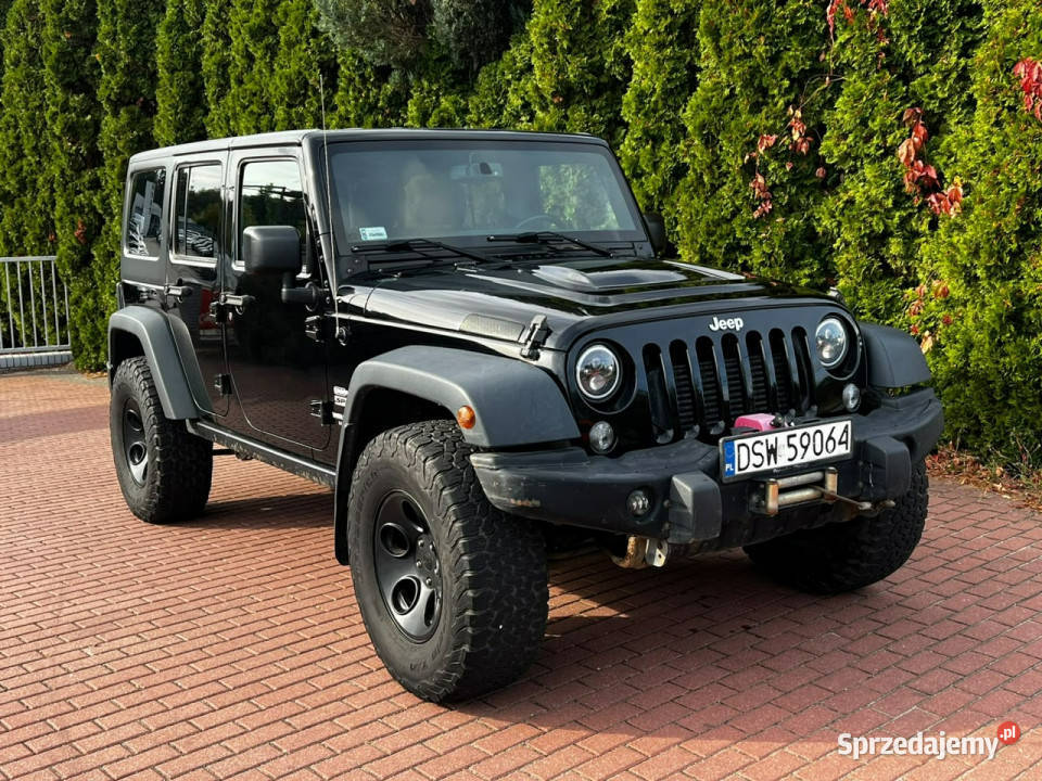 Jeep Wrangler 28 CRD Salon VAT23 Pierwszy gniazdo USB Baranowo