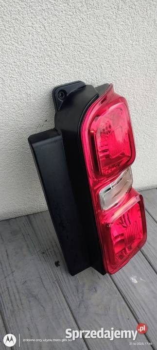 Lampa tył prawa Toyota proace Citroen Jumpy Opel Lubin sprzedam