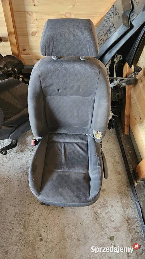 Fotele siedzenia przednie skoda golf seat Człuchów