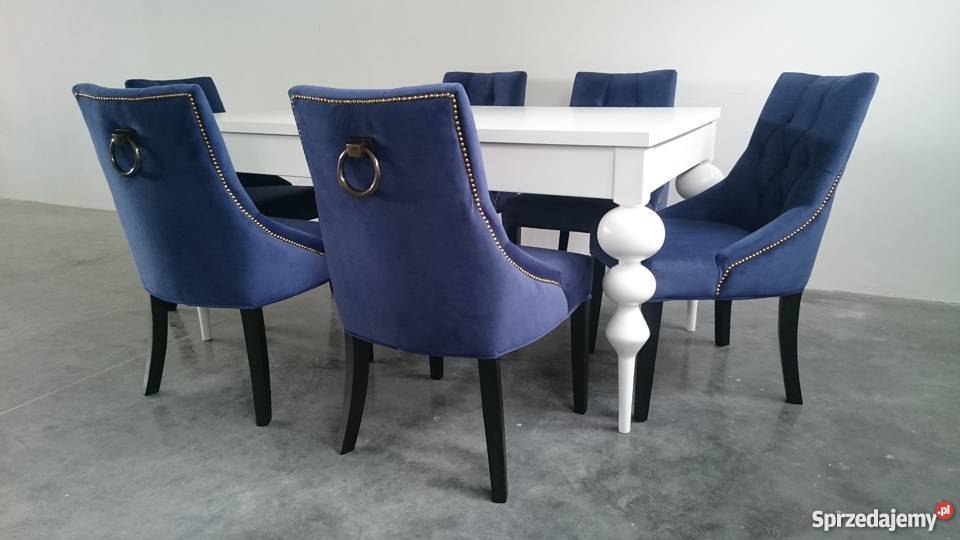 Nowoczesne eleganckie krzesło z pinezkami Gdańsk