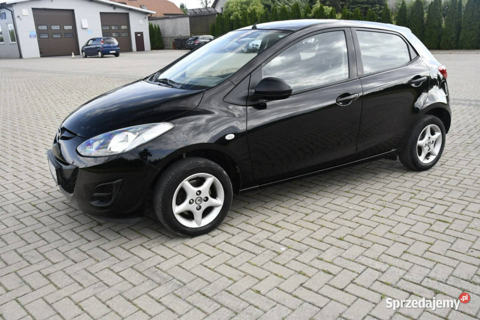 Mazda 2 13benz DUDKI11 czarny Kutno