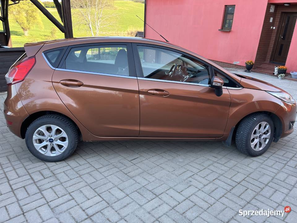 Ford Fiesta Mk7 10 EcoBoost Gold X radio Sony z nieuszkodzony sprzedam