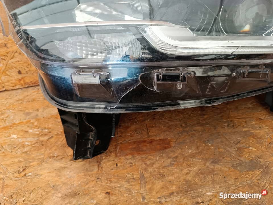 LAMPA LEWY PRZÓD REFLEKTOR EU 60605720R RENAULT wielkopolskie Nowy Tomyśl