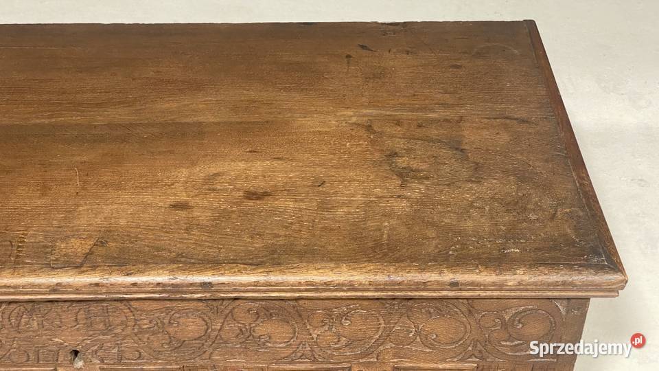 Antyczna skrzynia dębowa XIX wiek rzeźbiony Budno