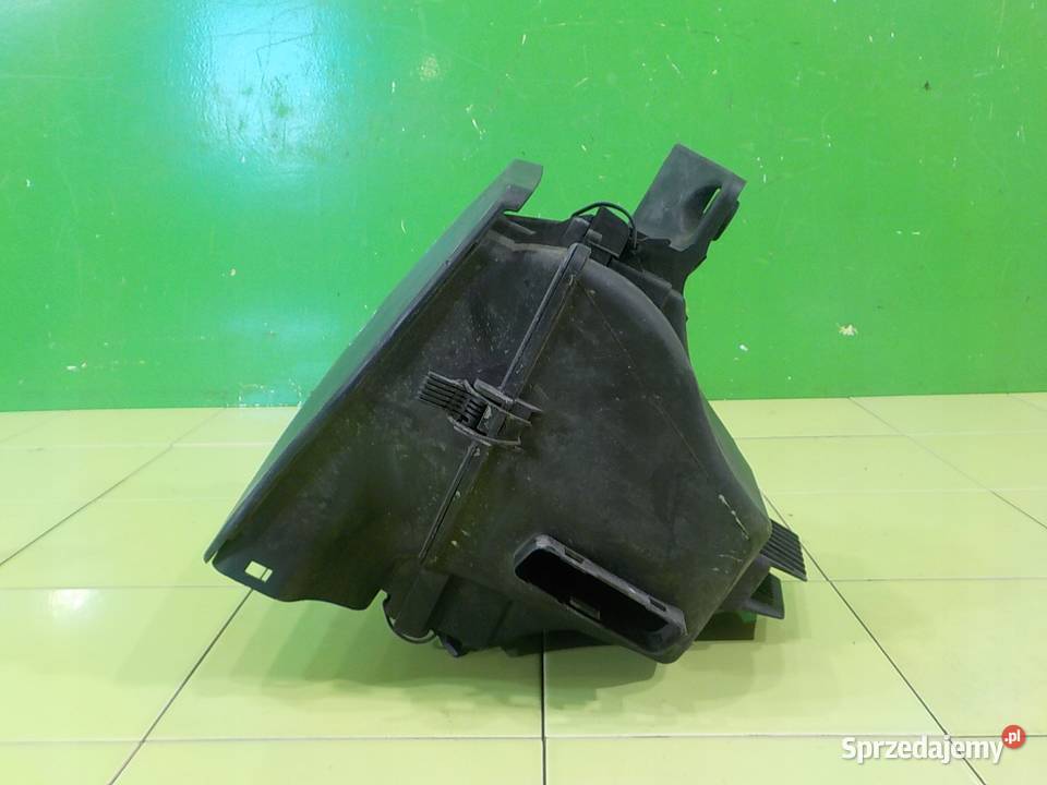 BMW X3 E83 30 B AUT 04r 5D obudowa filtra