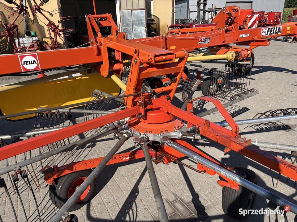 Zgrabiarka 2 karuzelowa Fella TS 1602 Do boku Fella mazowieckie Myszyniec