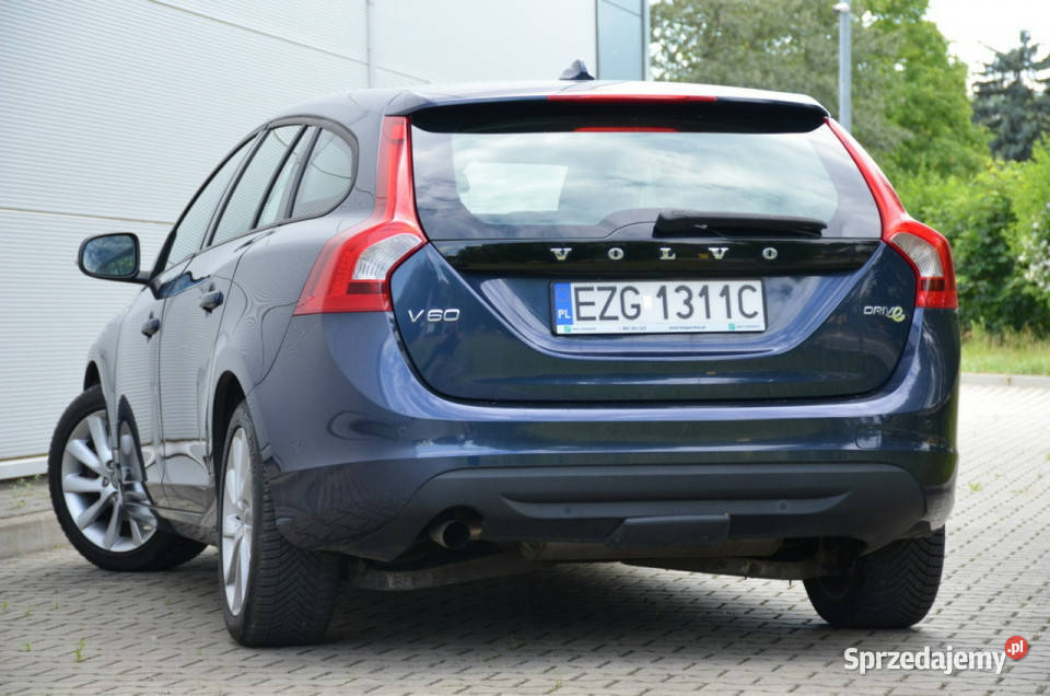 Volvo V60 Zarejestrowane 16D2 Navi StartStop sprzedam