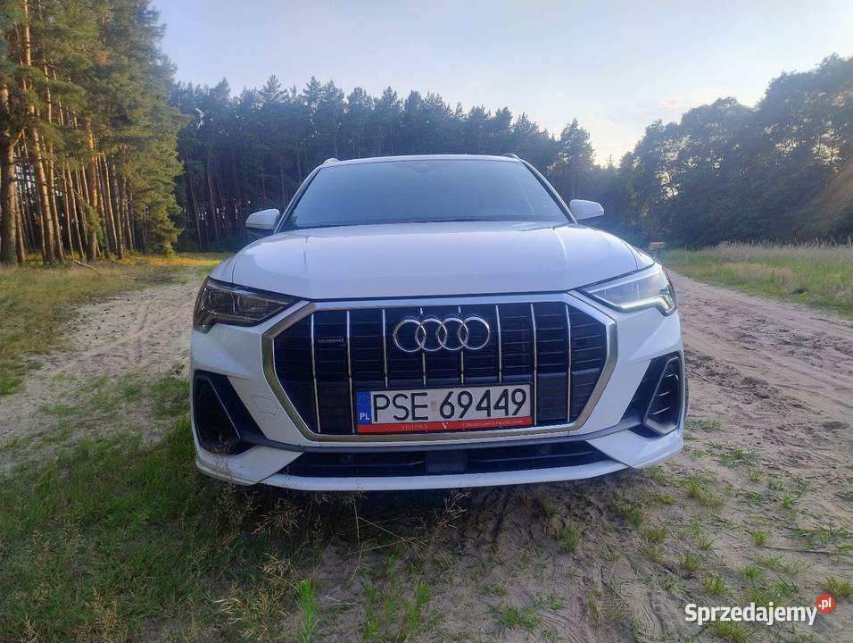 Audi Q3 20 benzyna 4X4 73800km Nochowo sprzedam