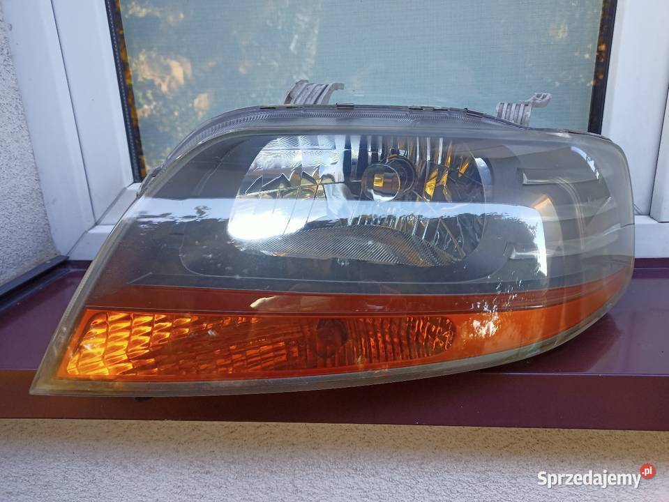 Daewoo Chevrolet Kalos lampa przednia lewa Sieradz