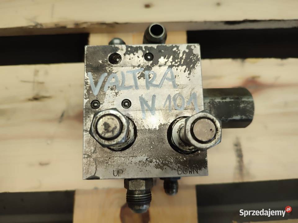 Blok zaworowy ACV0087210 Valtra N101 Wilkowo