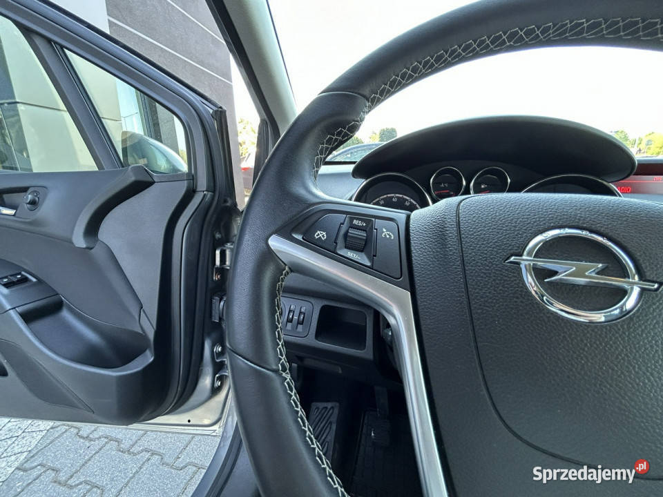 Opel Meriva tempomat multifunkcja benzynka DRL centralny zamek Żory sprzedam