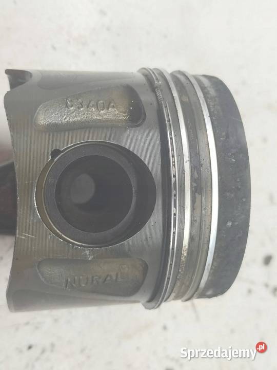 TŁOK KORBOWÓD 15 D Mitsubishi Colt VII 20022012 Blok silnika