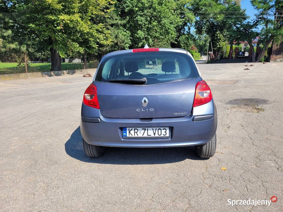 Clio III 12 16V 75 szyberdach klimatyzacja światła przeciwmgielne Kraków