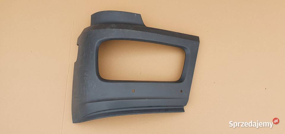 MERCEDES ATEGO OKULAR REFLEKTORA PRAWY ZDERZAK Karoseria Bieleń