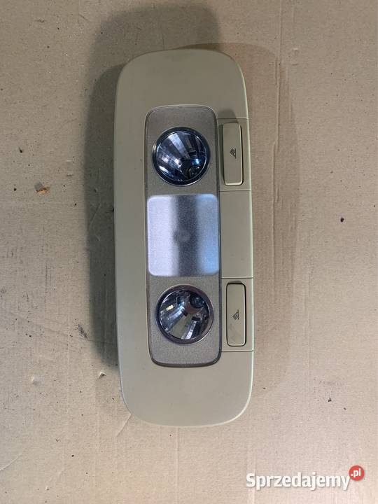 Lampka oświetlenia podsufitki 3C0947291A vw Wyposażenie wnętrza Szczecin