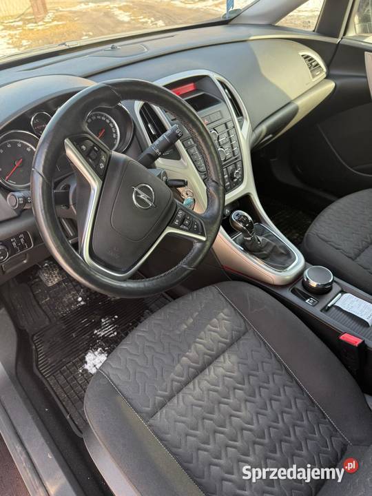 Opel Astra J benzyna światła do jazdy dziennej Rzędkowice