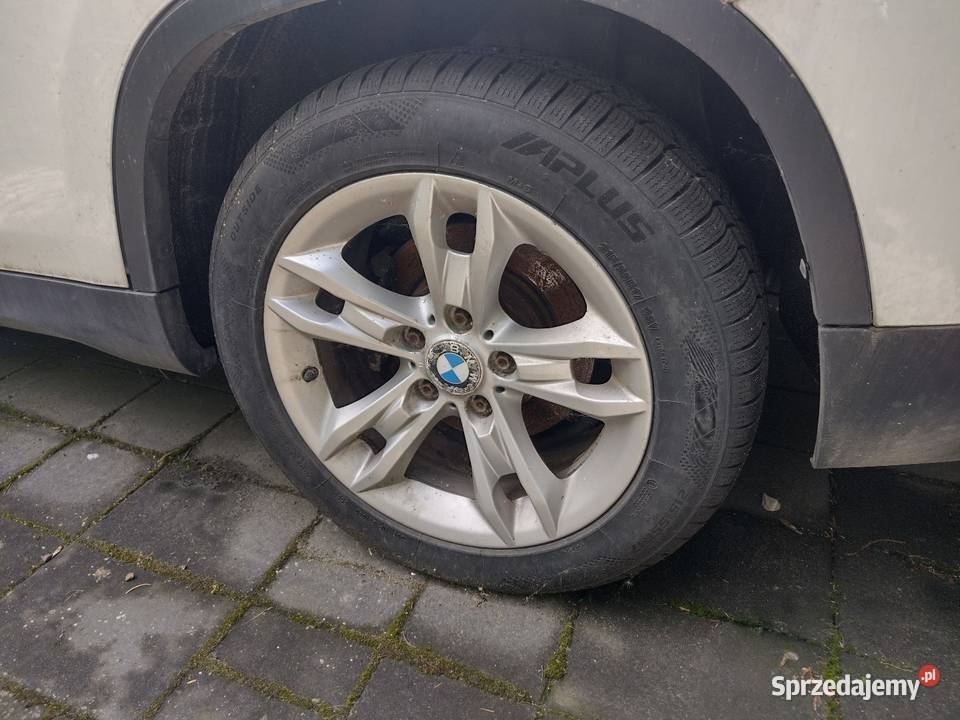 Sprzedaż auta z uszkodzonym silnikiem BMW X1 Zgierz