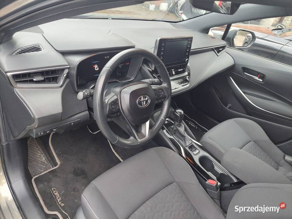 Toyota Corolla 18 hybryda elektryczne lusterka Izabelin C
